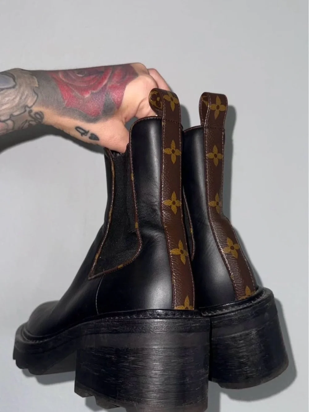 LOUIS VUITTON Calfskin Monogram Beaubourg Ankle Boots size 37.5